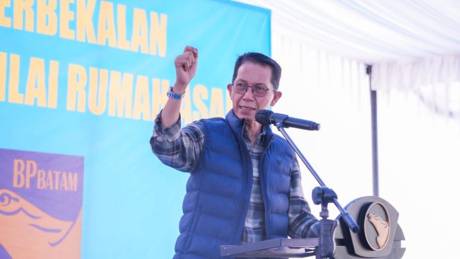 
 Warga Tanjung Banun Terima Bantuan Perbekalan dan Santunan Rumah Secara Penuh